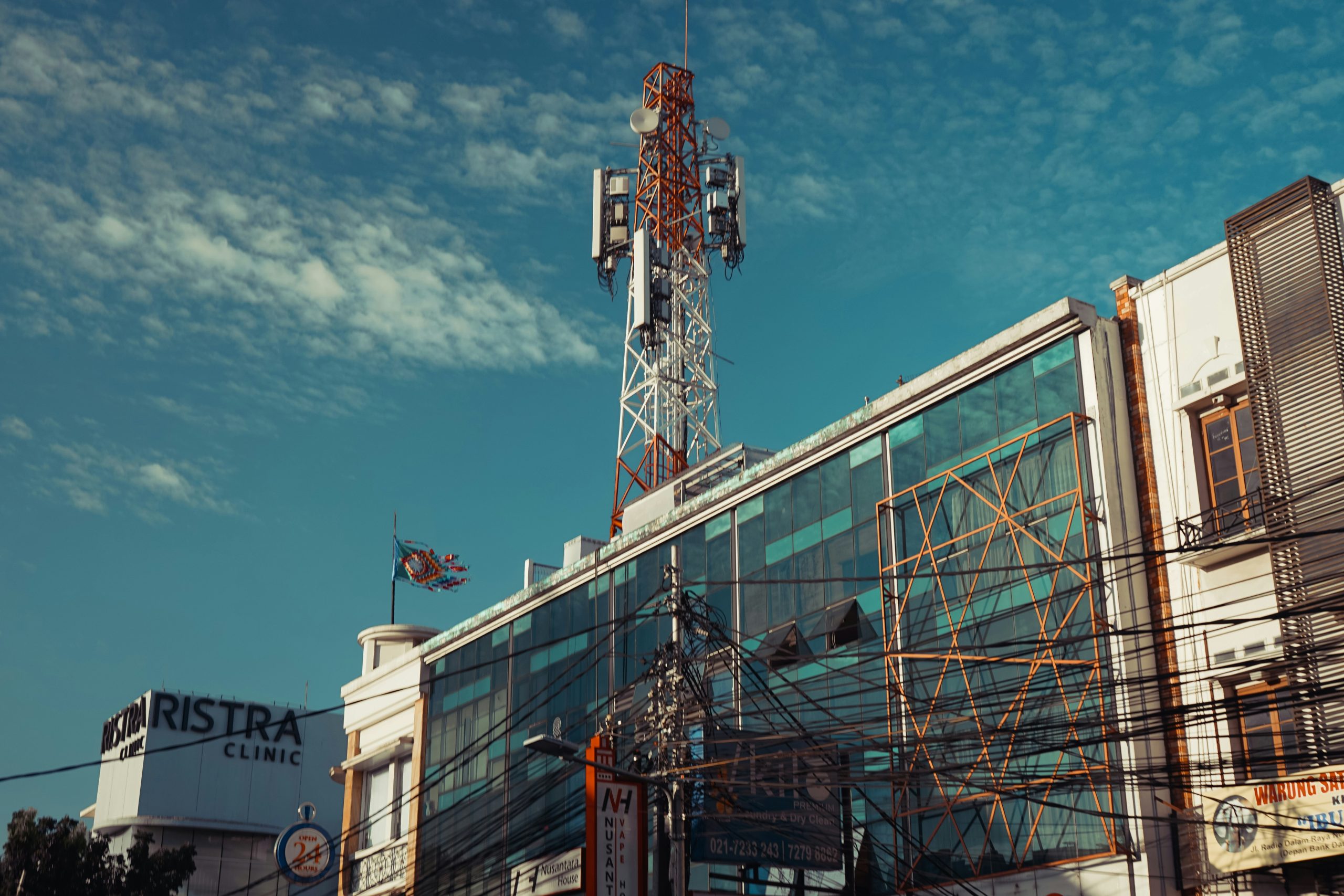 indira-tjokorda-UmwIGLvLtGs-unsplash